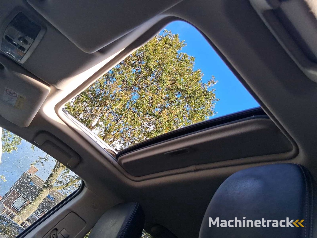 Mitsubishi Outlander 2.0 PHEV Instyle+ 2016 | KG-069-S