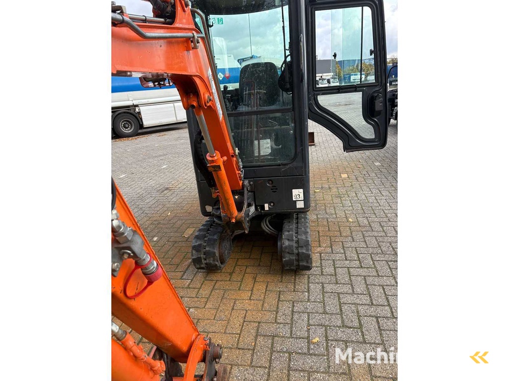 Hitachi - ZX17U-2 - Minigraafmachine incl. Aanhanger