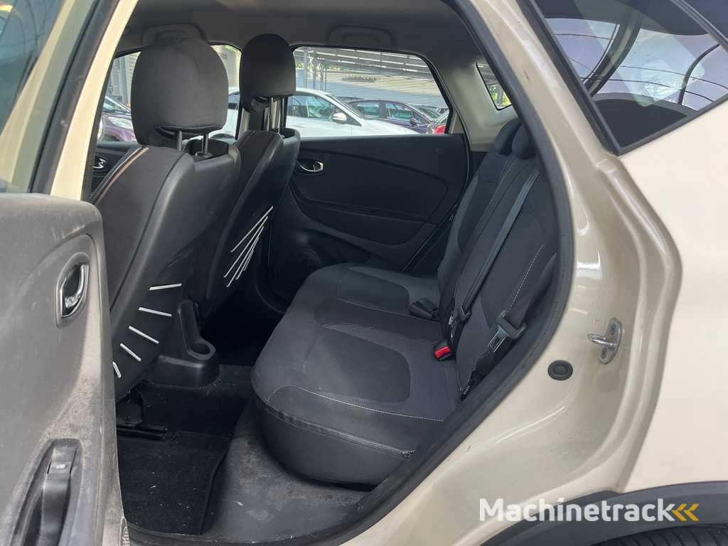 Renault Captur 0.9 TCe Dynamique; 8-TBT-90