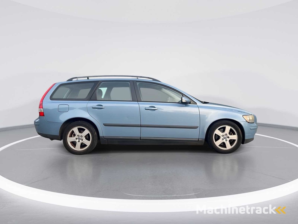 Volvo V50 2.4 2004 | H-185-NK