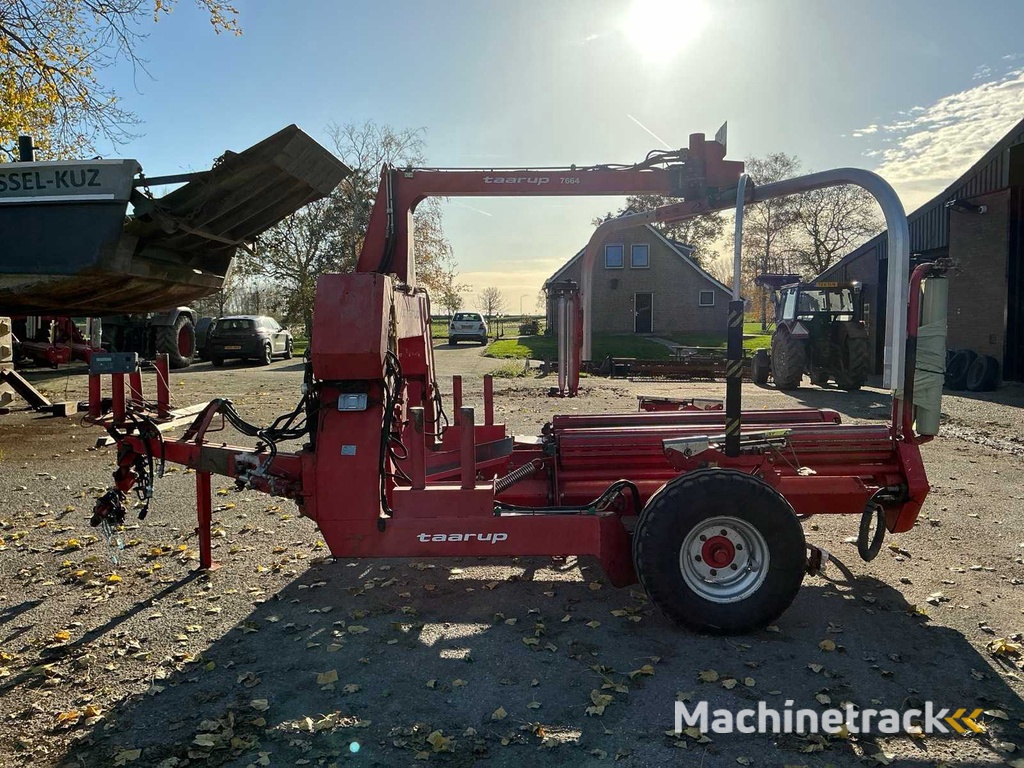 2003 Kverneland Taarup 7664 Balenwikkelaar