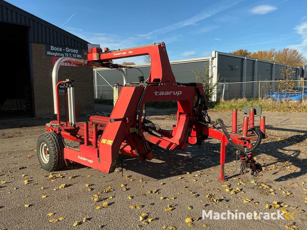 2003 Kverneland Taarup 7664 Balenwikkelaar