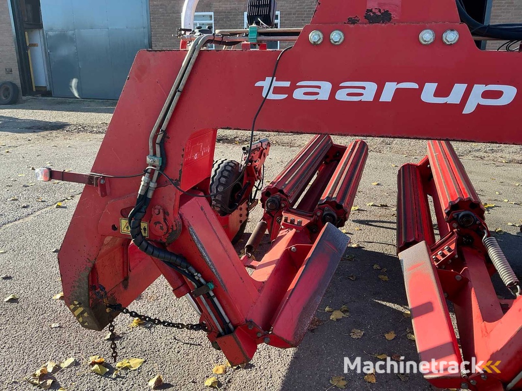 2003 Kverneland Taarup 7664 Balenwikkelaar