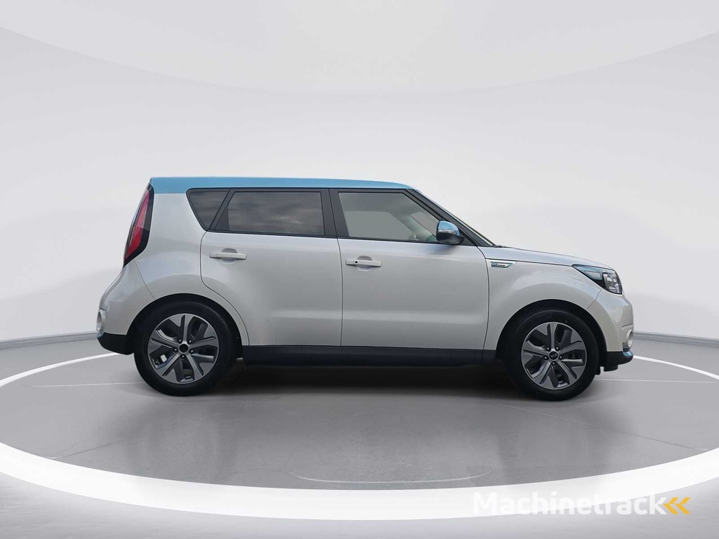 Kia Soul EV Executive Line 27 kWh 2015 | N-110-LJ