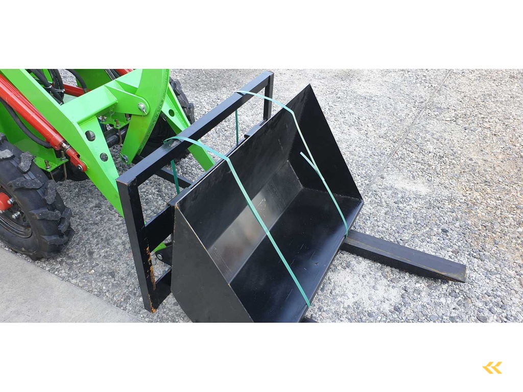 JPC ME18 4x4 wiellader