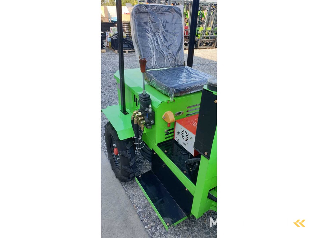 JPC ME18 4x4 wiellader