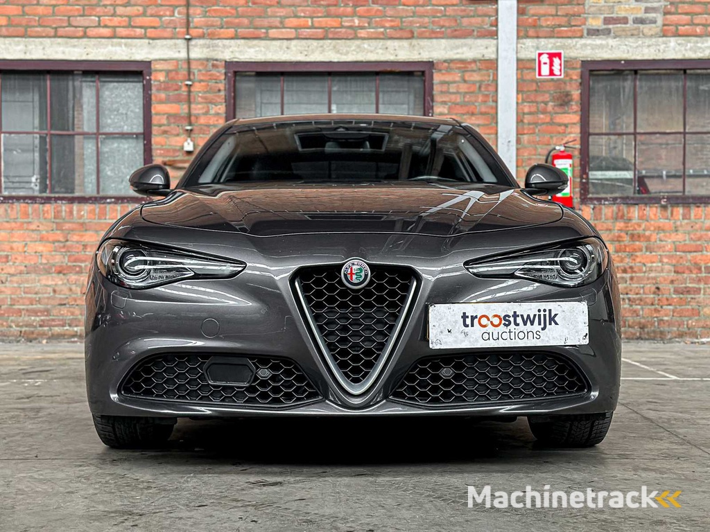 Alfa Romeo Giulia 2.0 T AWD Veloce Repetti B4 + ARMORED 280PS 2019, JDK-05-S