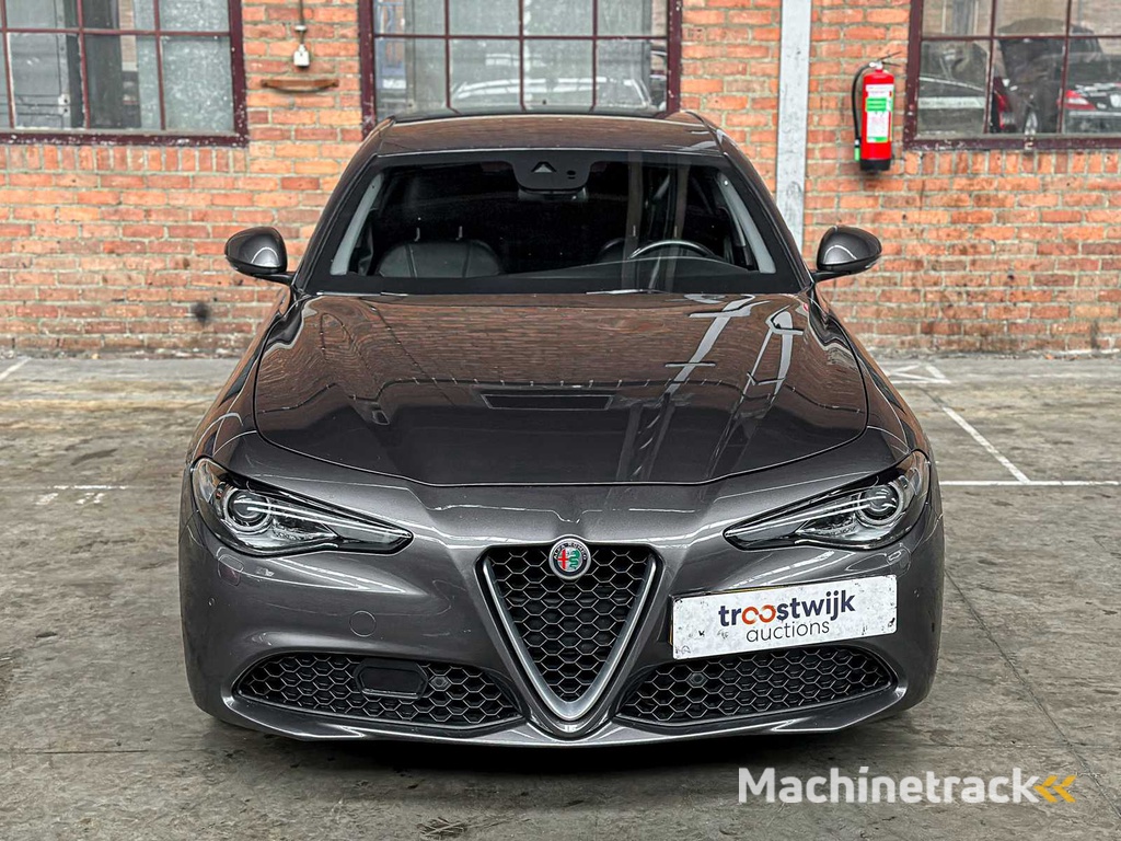 Alfa Romeo Giulia 2.0 T AWD Veloce Repetti B4 + ARMORED 280PS 2019, JDK-05-S
