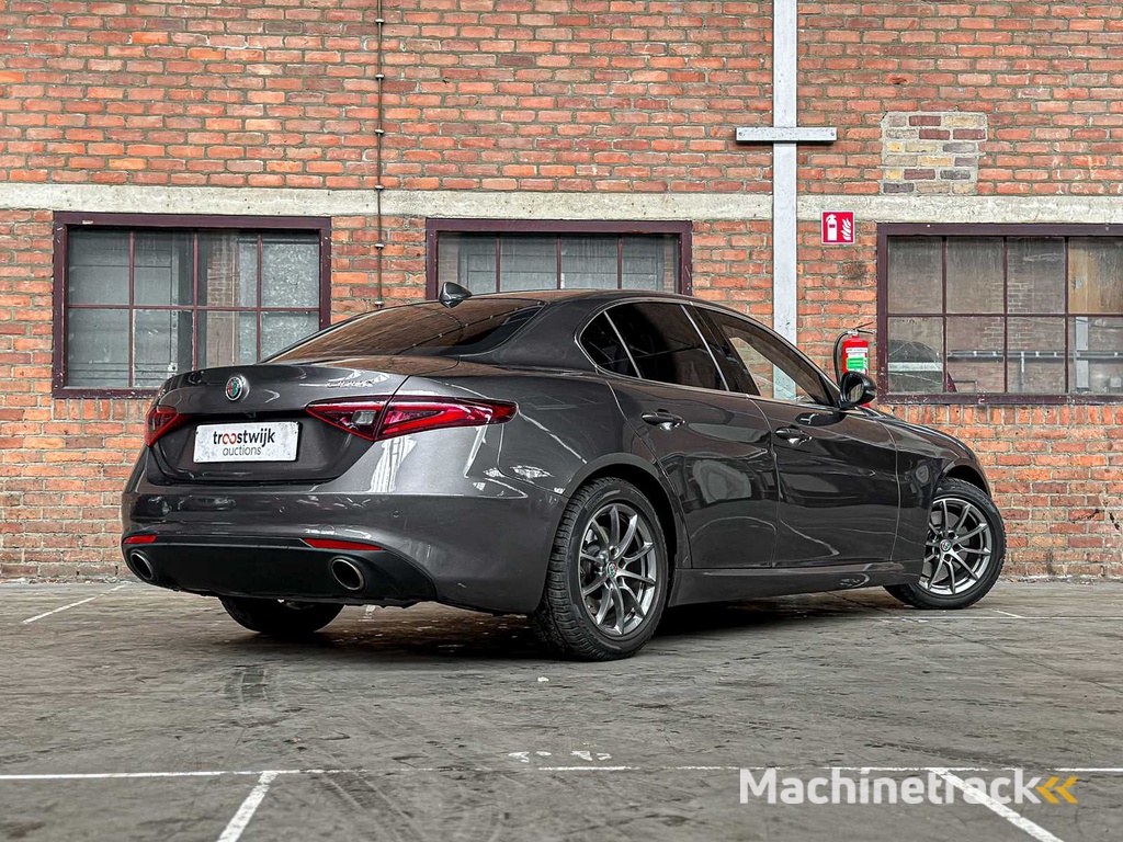 Alfa Romeo Giulia 2.0 T AWD Veloce Repetti B4 + ARMORED 280PS 2019, JDK-05-S