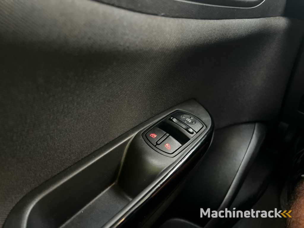 Opel Corsa 1.0 T. 120 J. Edit , ; G-484-BL