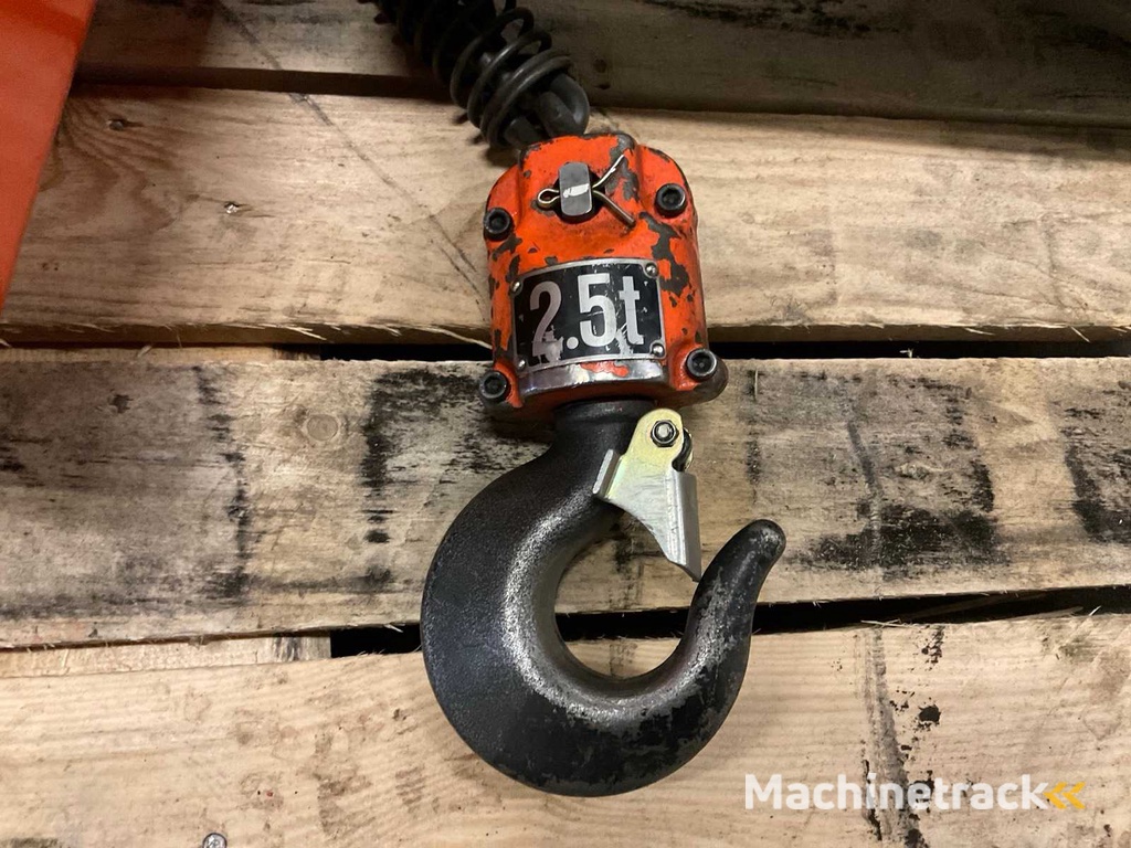 2020 Hitachi 2.5FN Kettenzug