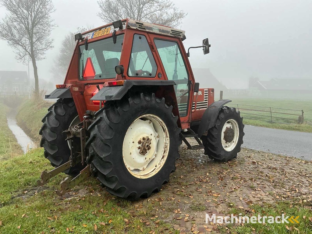 1990 Fiat 70-90 DT Vierwielaangedreven landbouwtractor