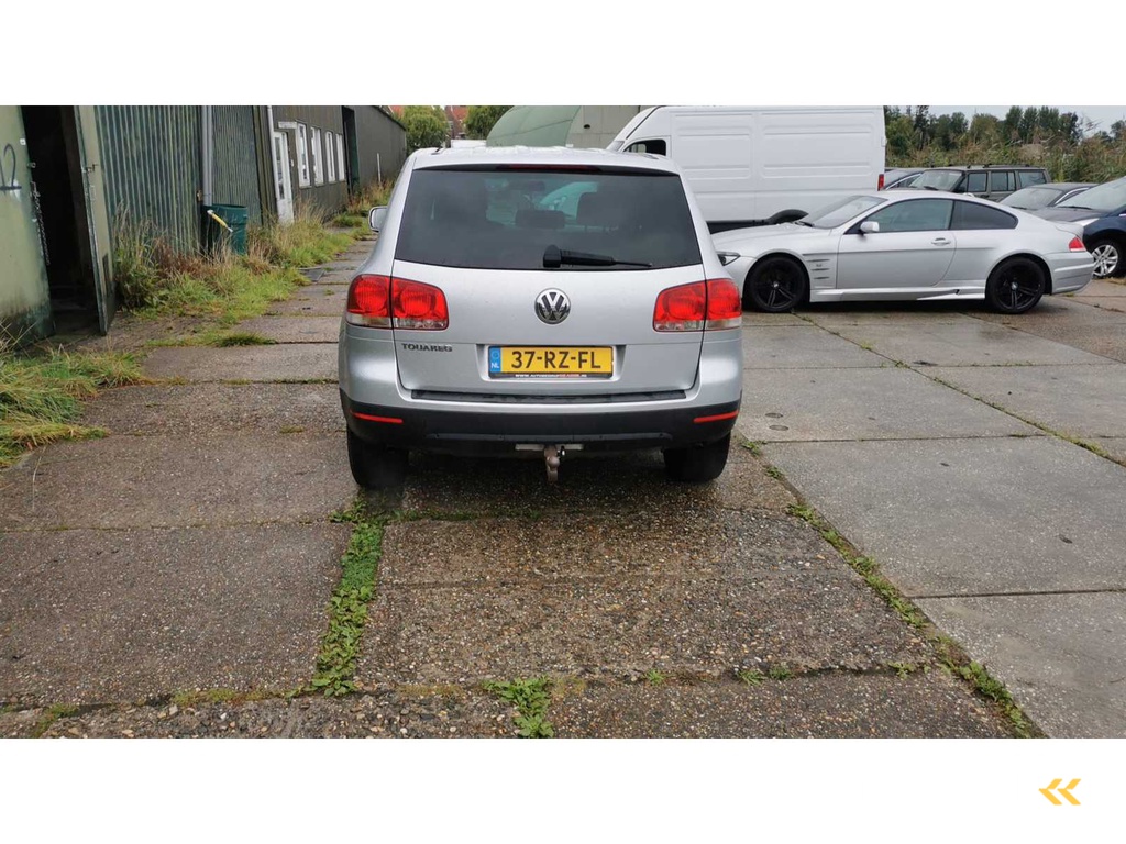 Volkswagen Touareg 3.2 V6 Automaat, 37-RZ-FL