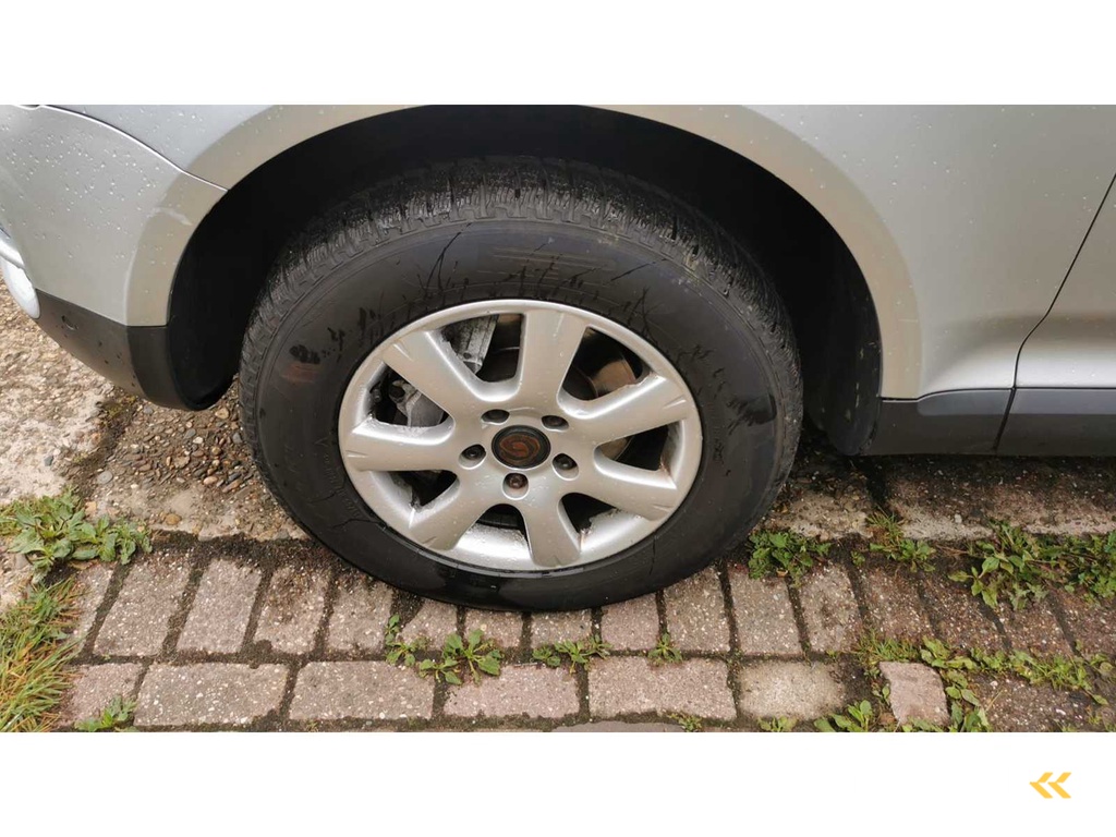 Volkswagen Touareg 3.2 V6 Automaat, 37-RZ-FL