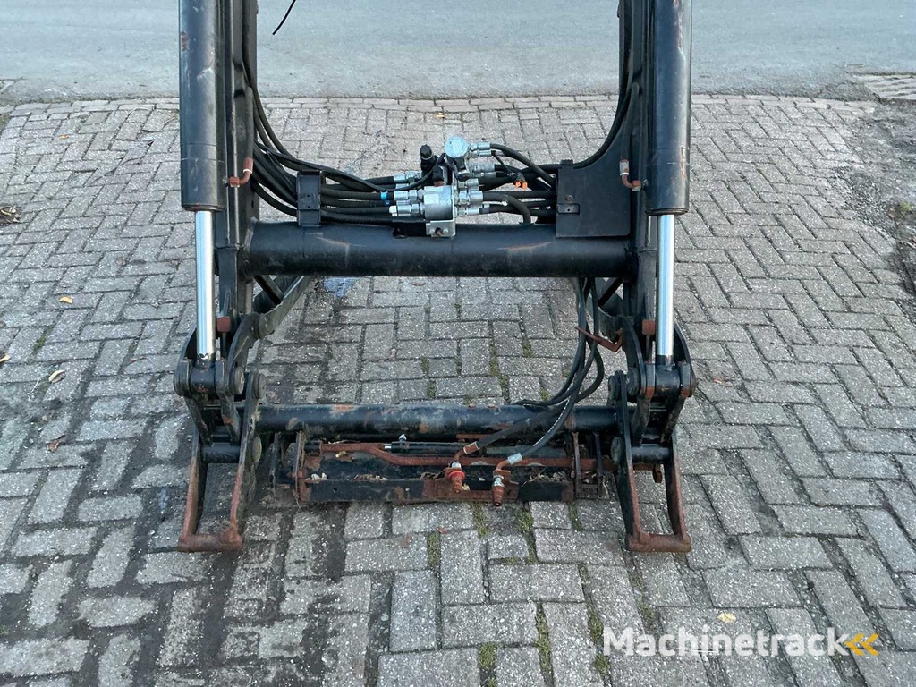 2018 Alo quike Q4m Front Loaders and Accessories