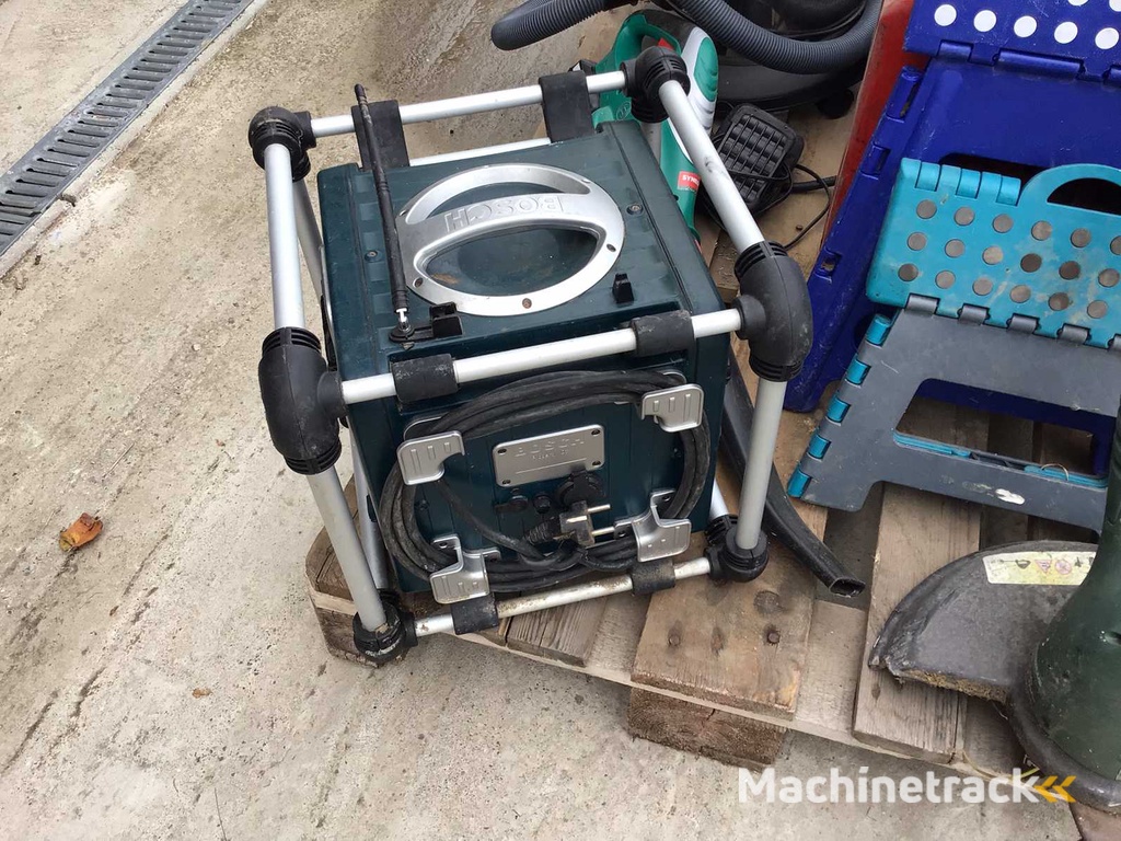 Miscellaneous parts, tools and accessories