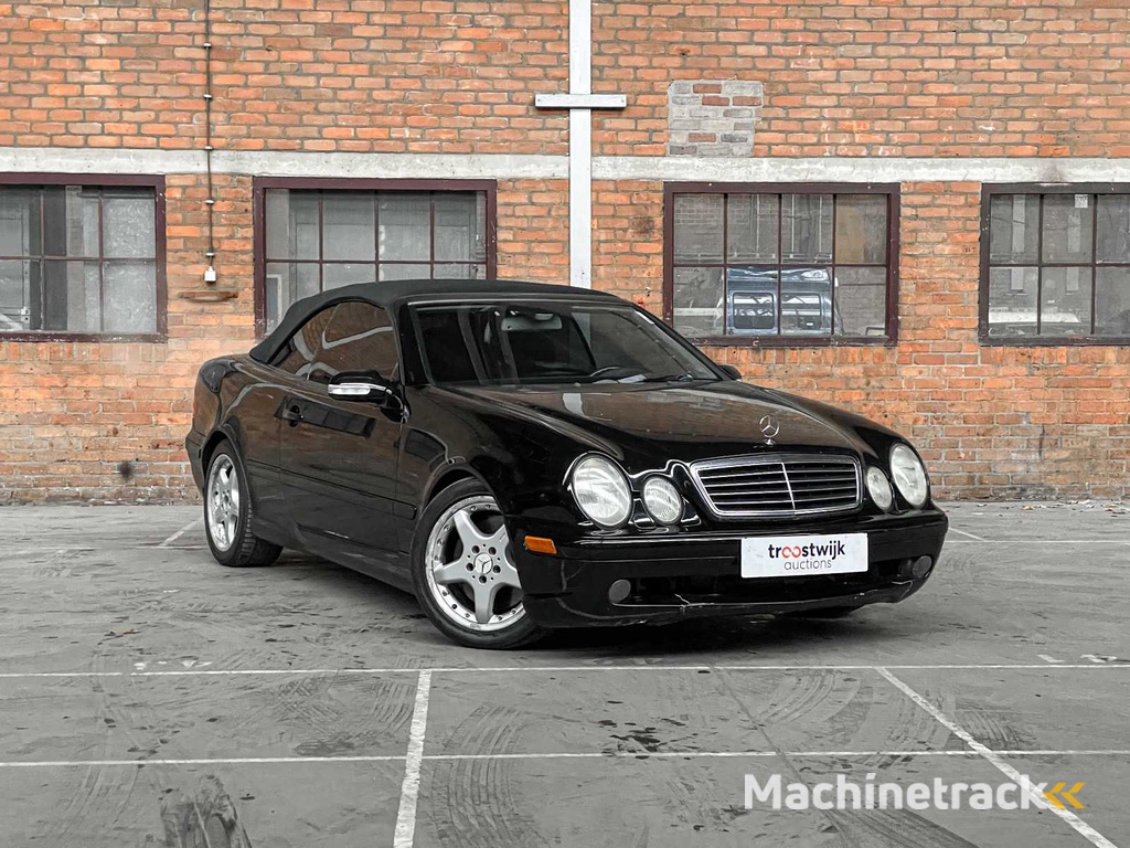 Mercedes-Benz CLK55 AMG Cabriolet 5.4 V8 367PS 2002 CLK-Klasse Youngtimer