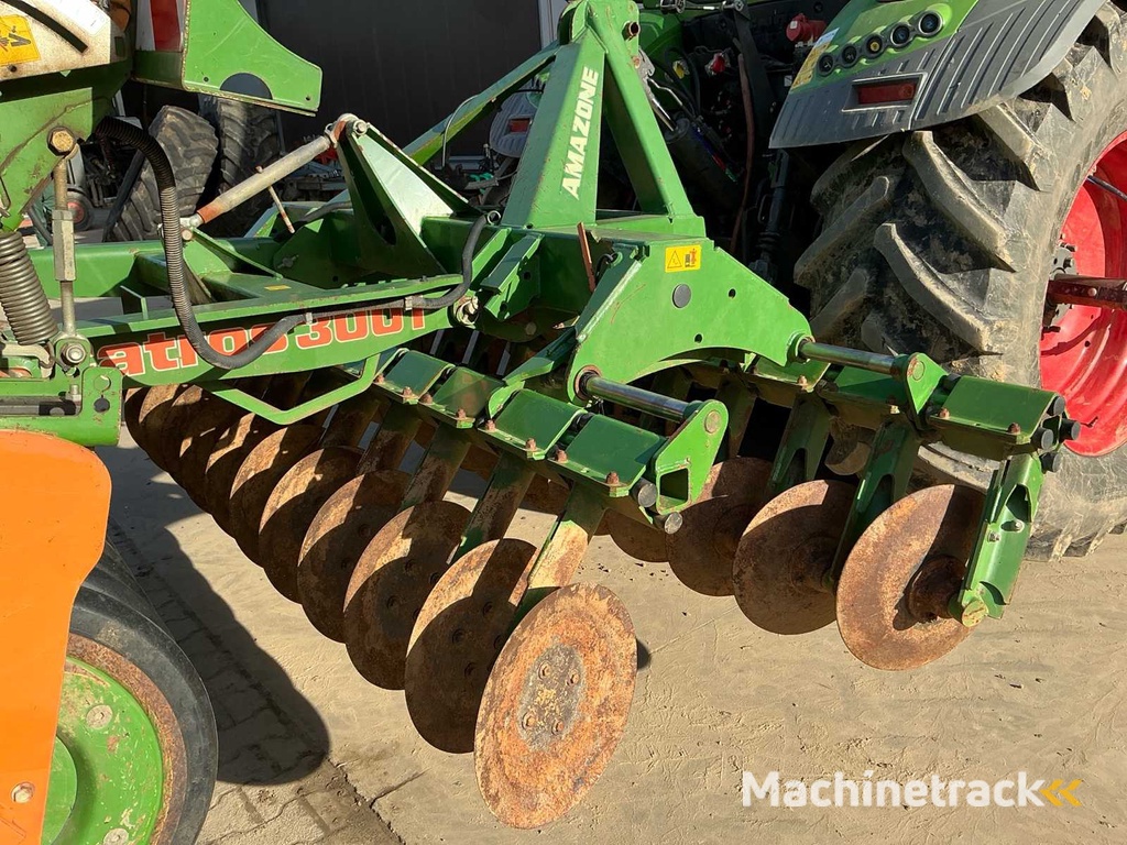 Amazone Catros 3001 + C-Drill 3000 Disc Harrow 2008