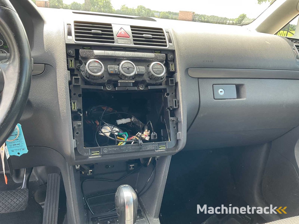 2015 Volkswagen Touran 2.0 TDI Comfl. BlueM Personenauto