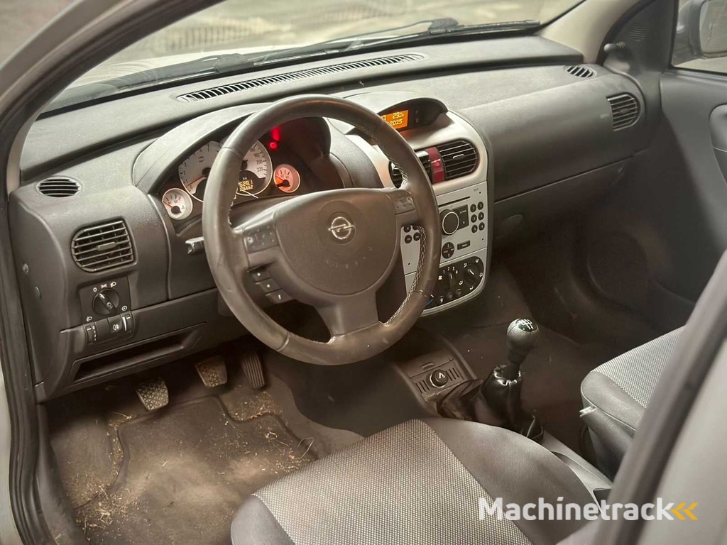 Opel Corsa 1.4 16V Silverline, 98-SL-XR