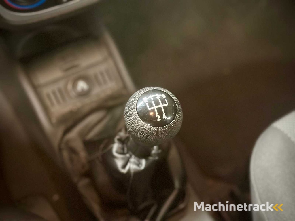 Opel Corsa 1.4 16V Silverline, 98-SL-XR