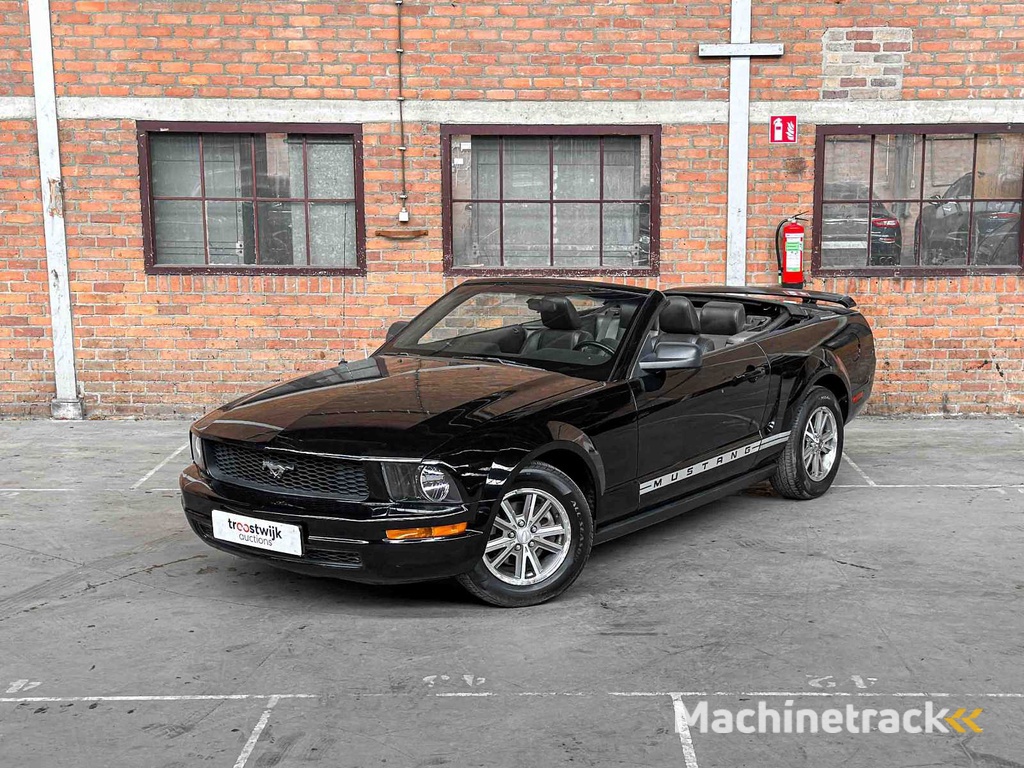 Ford Mustang Cabriolet 4.0 V6 214pk 2005