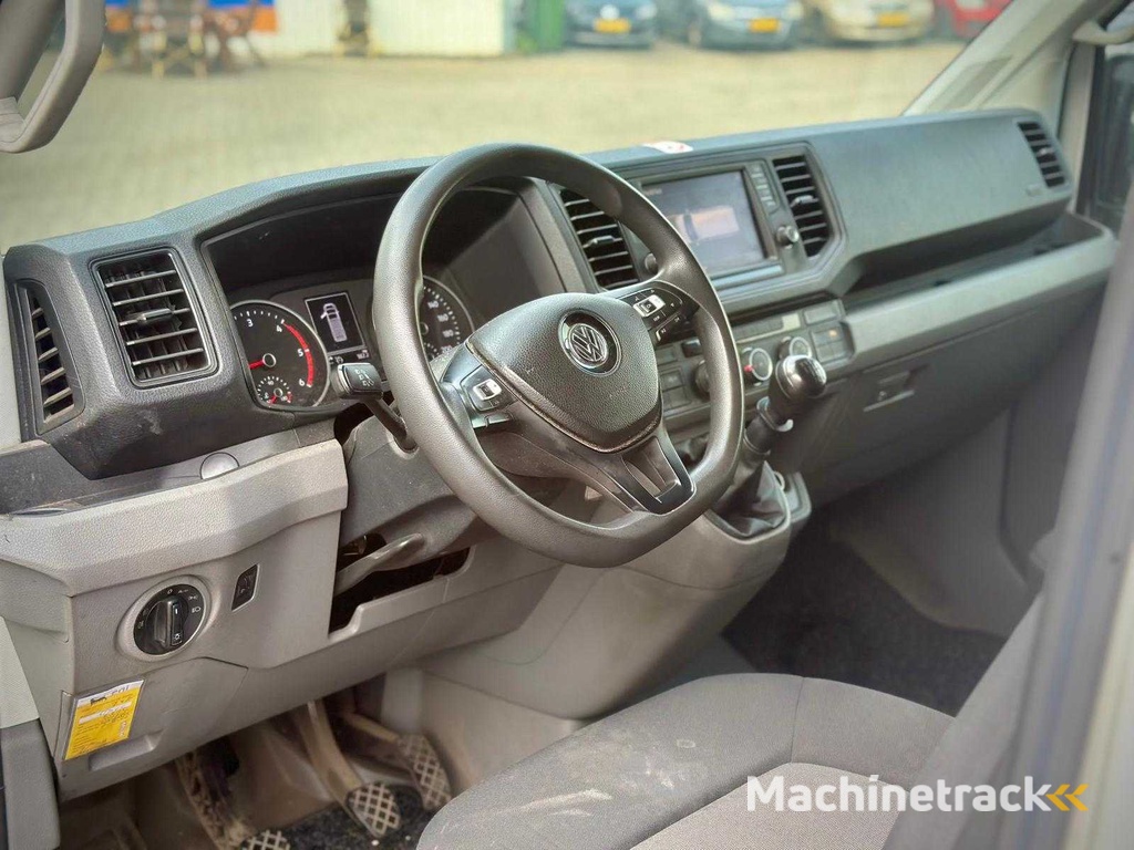 Volkswagen Crafter 30 2.0 TDI L3H2 Highline, V-102-VF