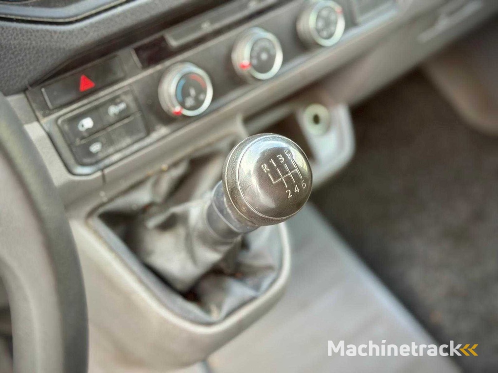 Volkswagen Crafter 30 2.0 TDI L3H2 Highline, V-102-VF