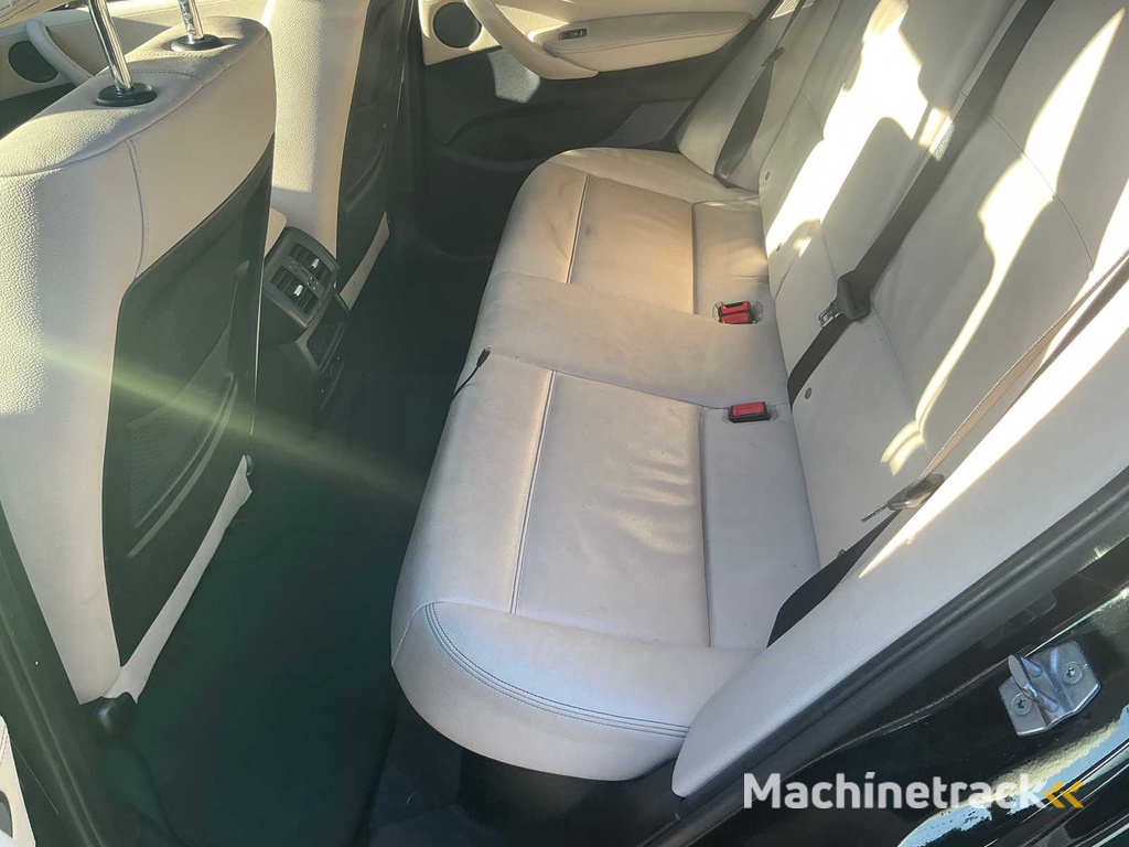 2016 BMW X3 Drive 20D Personenauto PZ-227-T