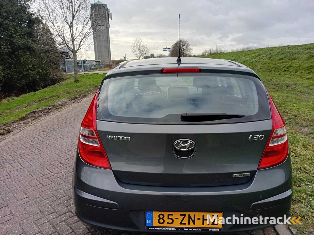 Hyundai i30 1.6 CRDi Dynamic Business, 85-ZN-HZ