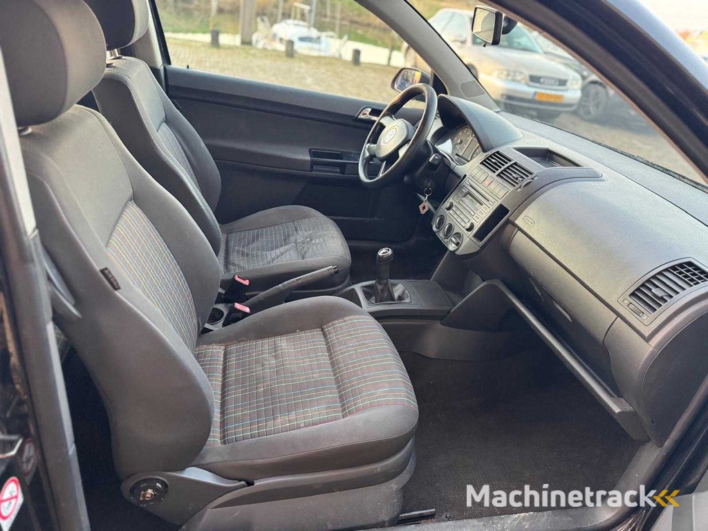 Volkswagen Polo 1.2-12V Clima Trendline JG-883-G