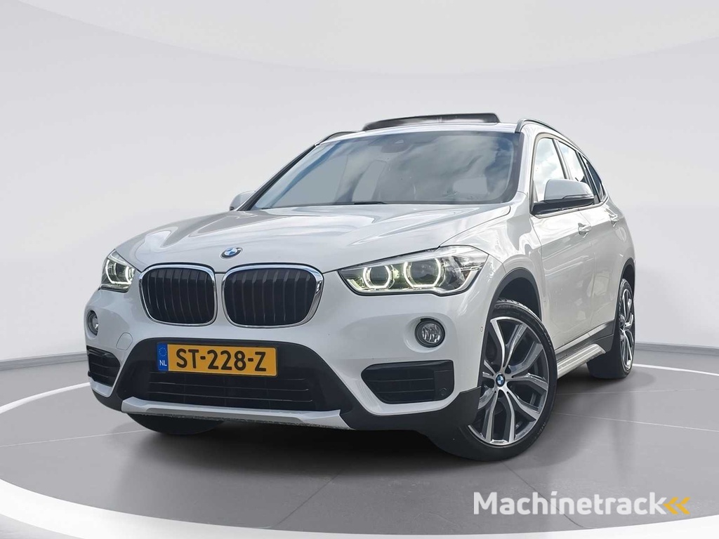 BMW X1 sDrive18i Executive 2018 | ST-228-Z