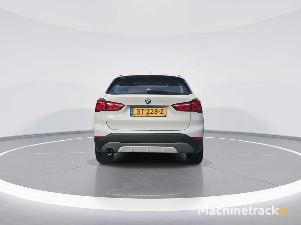 BMW X1 sDrive18i Executive 2018 | ST-228-Z