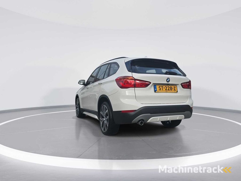 BMW X1 sDrive18i Executive 2018 | ST-228-Z