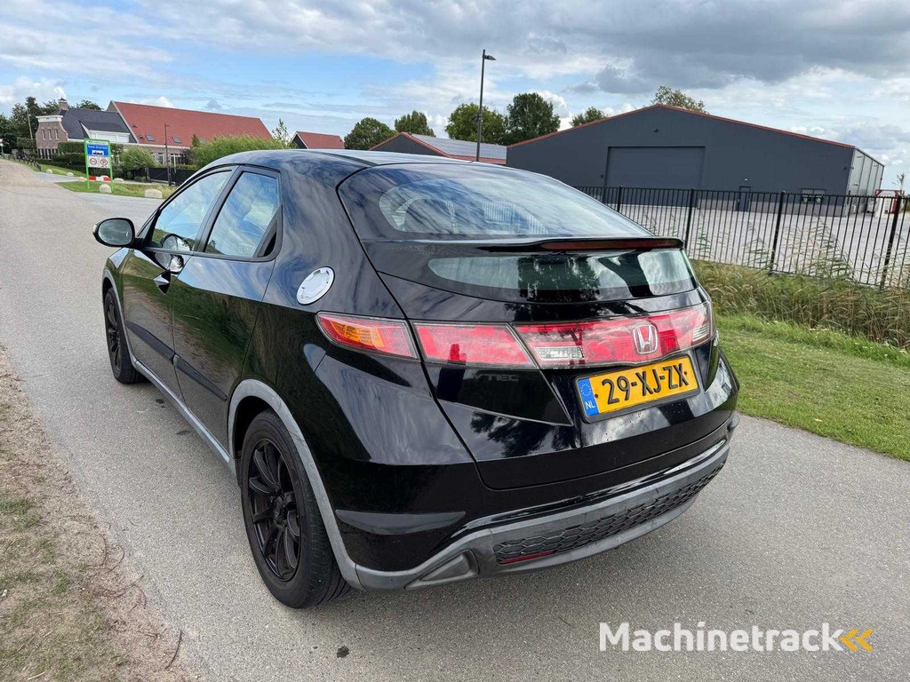 Honda  Civic  1.4 Sport  29-XJ-ZX