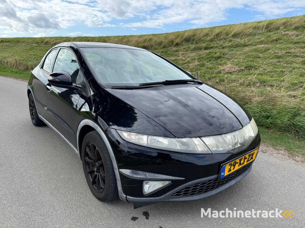 Honda  Civic  1.4 Sport  29-XJ-ZX