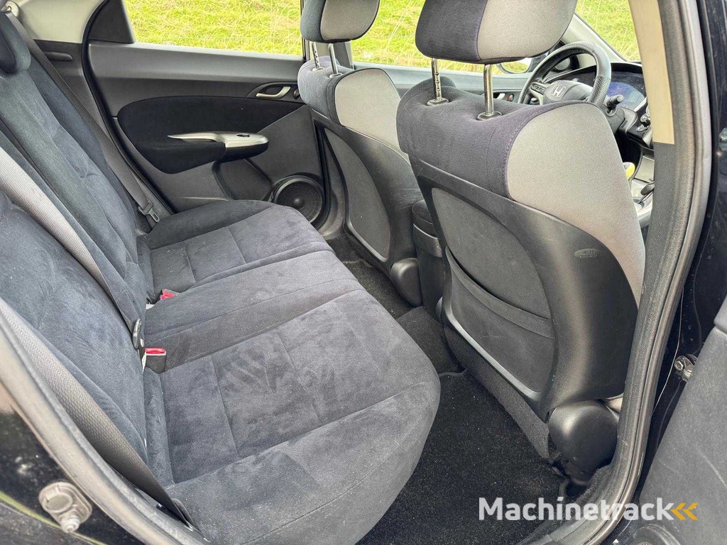 Honda  Civic  1.4 Sport  29-XJ-ZX