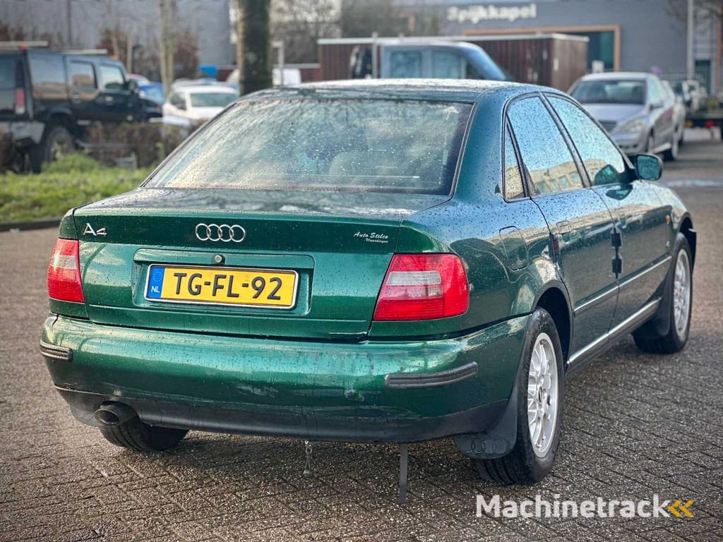Audi A4 Limousine 1.6 C Advance, TG-FL-92