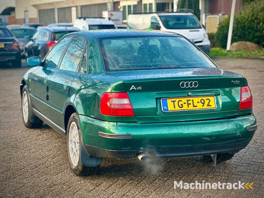 Audi A4 Limousine 1.6 C Advance, TG-FL-92