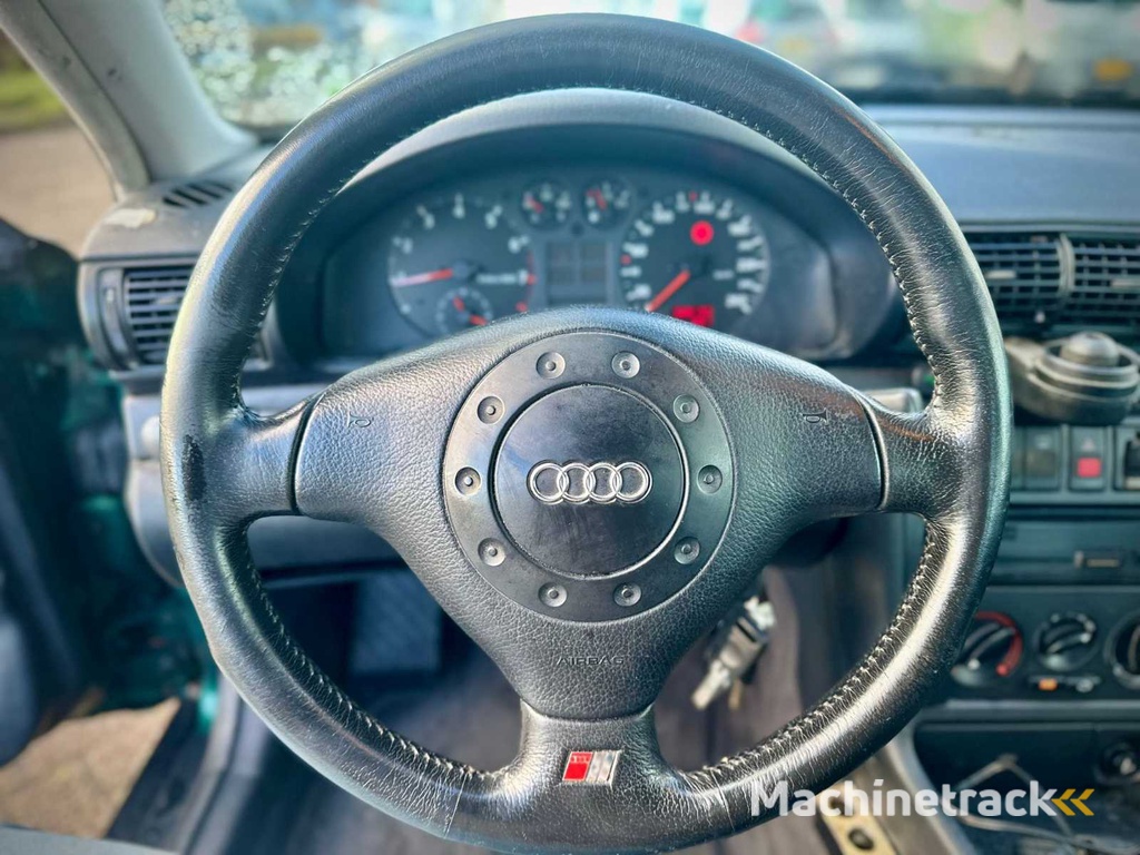 Audi A4 Limousine 1.6 C Advance, TG-FL-92