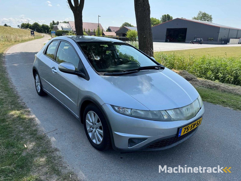 Honda Civic 1.8 Airco Comfort 75-SV-SJ