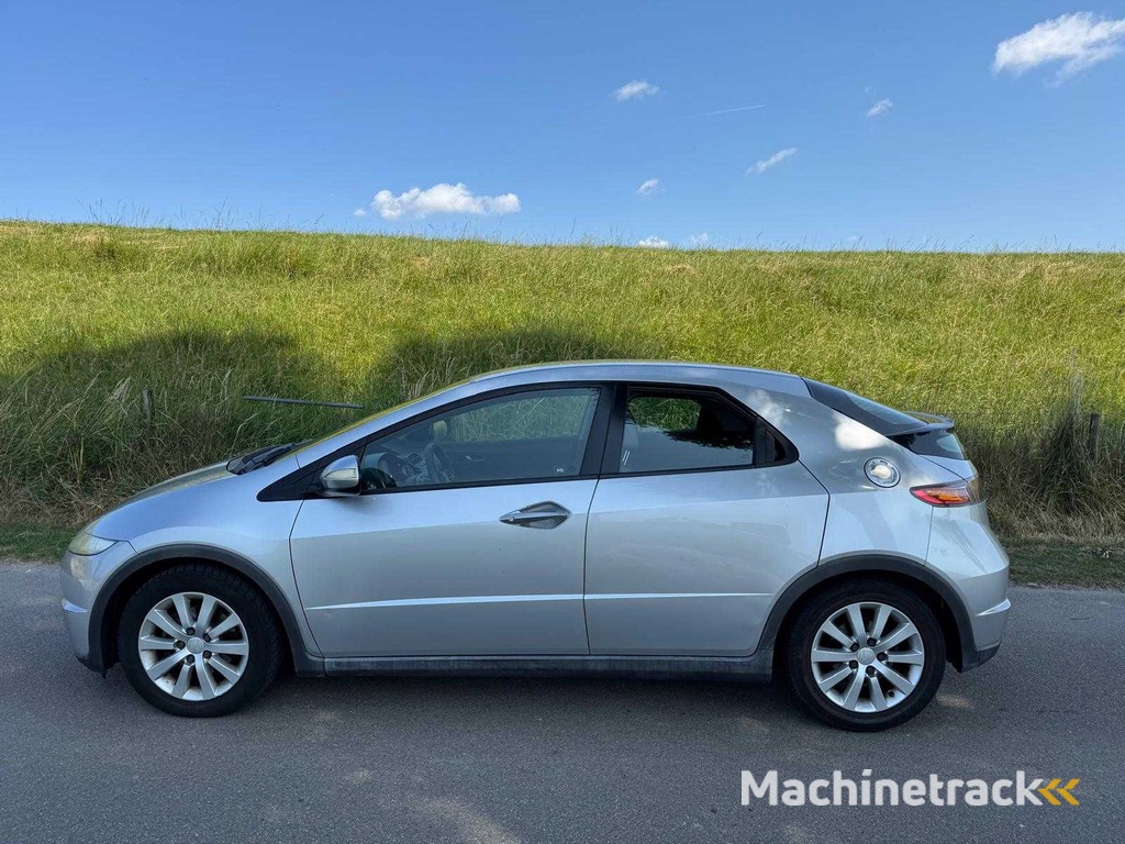 Honda Civic 1.8 Airco Comfort 75-SV-SJ