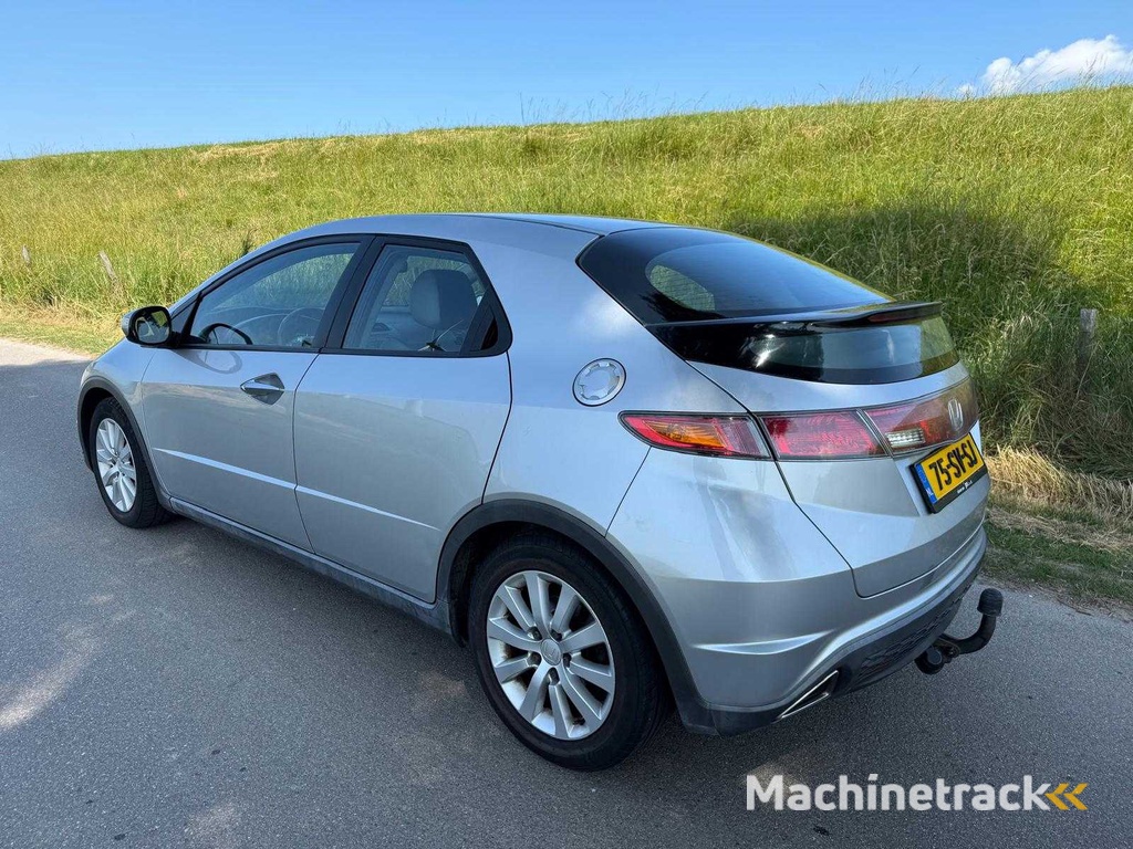 Honda Civic 1.8 Airco Comfort 75-SV-SJ