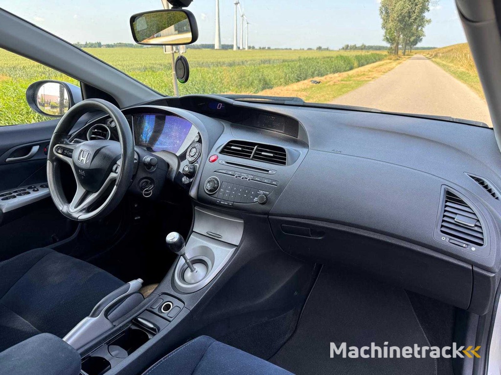 Honda Civic 1.8 Airco Comfort 75-SV-SJ