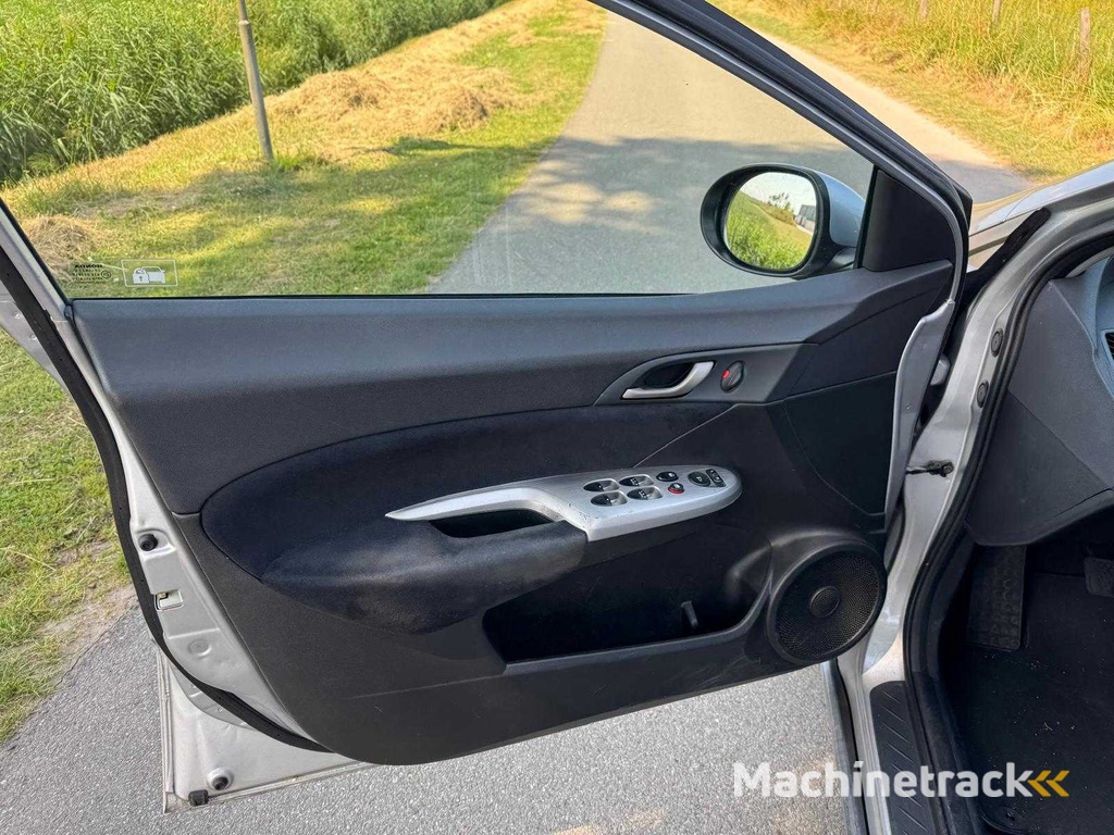 Honda Civic 1.8 Airco Comfort 75-SV-SJ