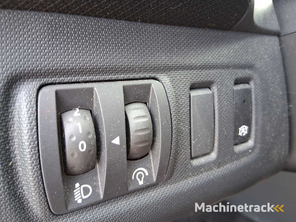 Renault Clio 0.9 TCe Expression 2014 | 2-TVH-64