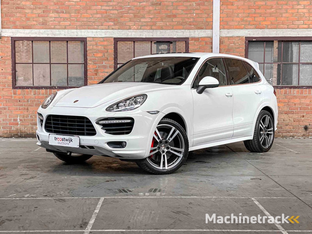 Porsche Cayenne Turbo 4.8 V8 500hp 2013 OEM Sport Design 500pk 2013