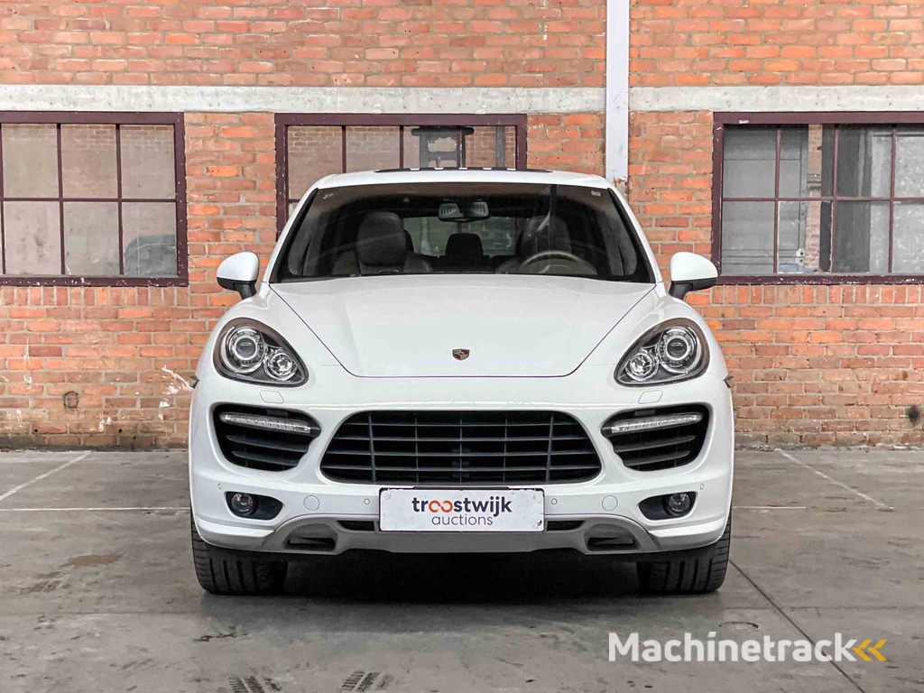 Porsche Cayenne Turbo 4.8 V8 500hp 2013 OEM Sport Design 500pk 2013