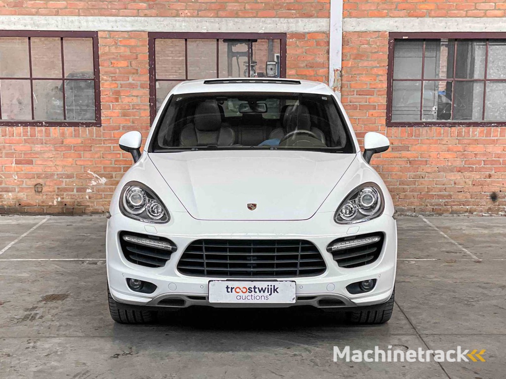 Porsche Cayenne Turbo 4.8 V8 500hp 2013 OEM Sport Design 500pk 2013