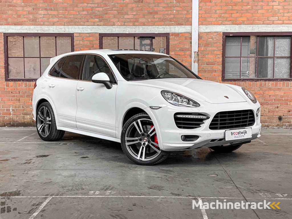 Porsche Cayenne Turbo 4.8 V8 500hp 2013 OEM Sport Design 500pk 2013